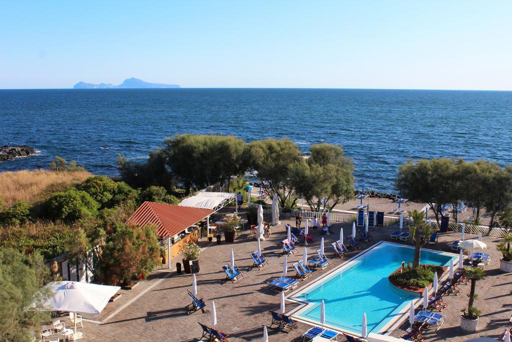 Puntaquattroventi Hotel Ercolano Kültér fotó