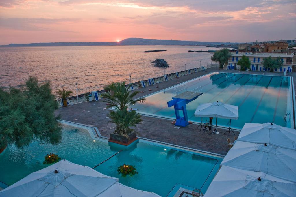 Puntaquattroventi Hotel Ercolano Kültér fotó