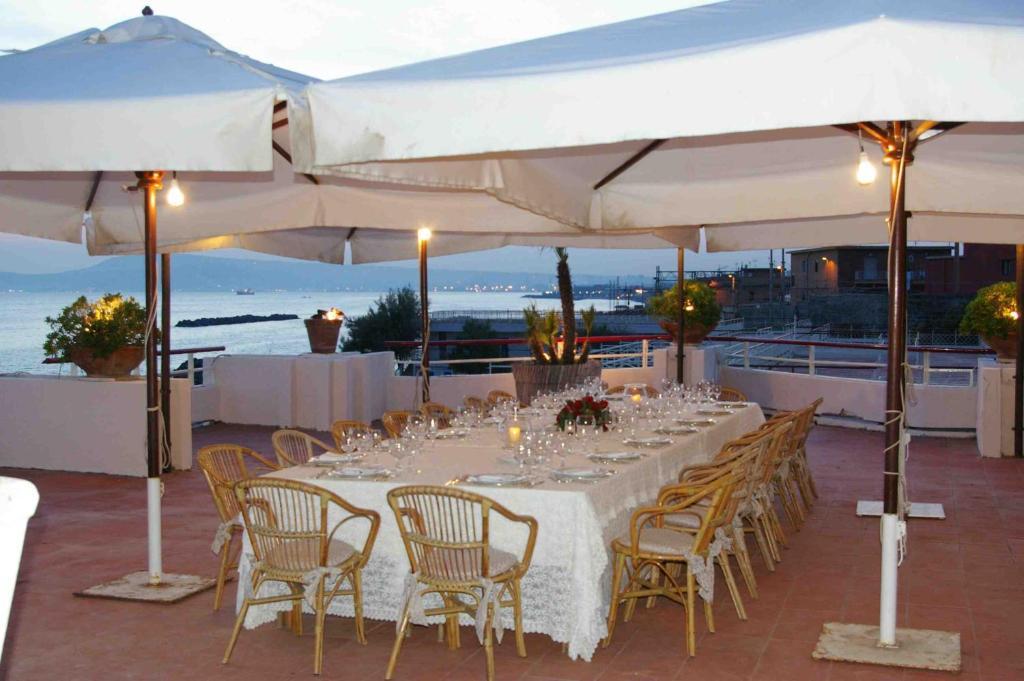 Puntaquattroventi Hotel Ercolano Kültér fotó