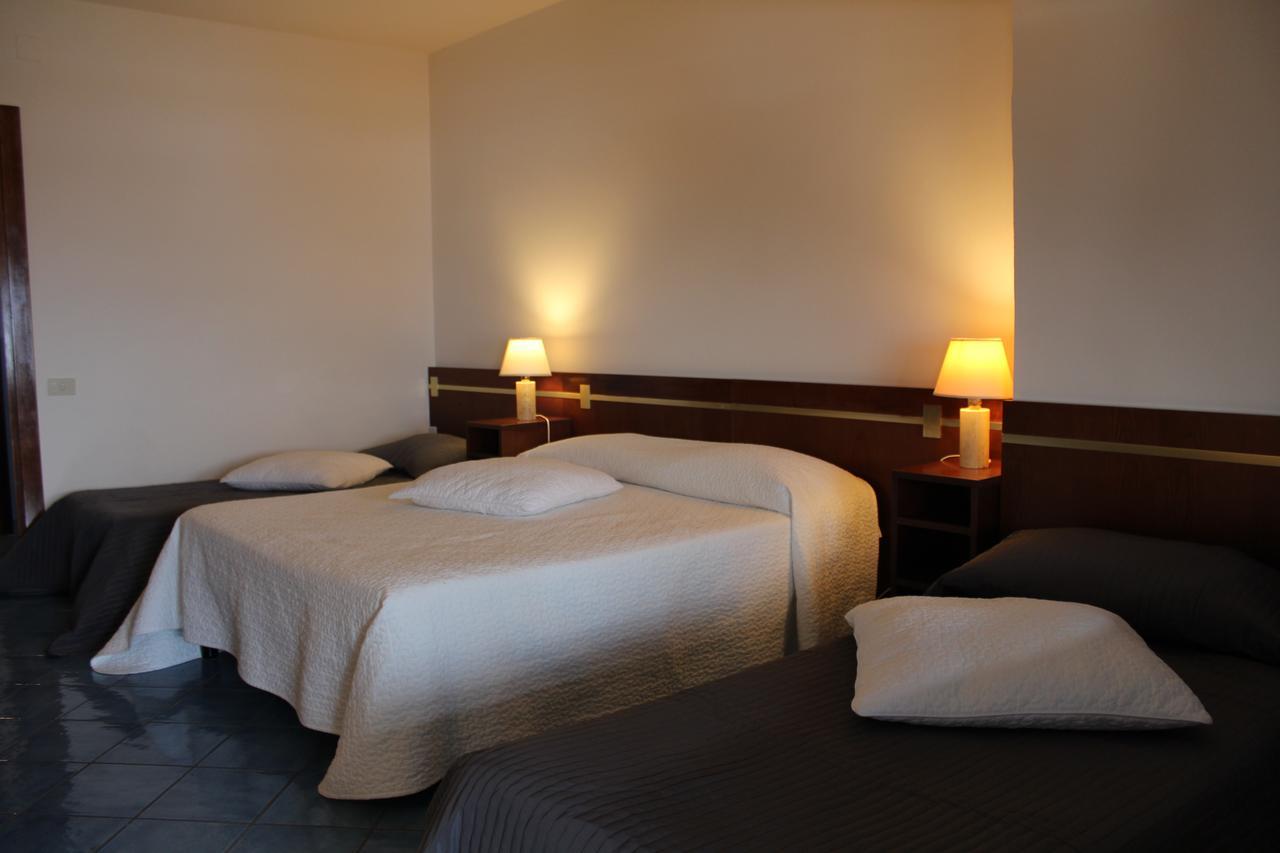 Puntaquattroventi Hotel Ercolano Kültér fotó